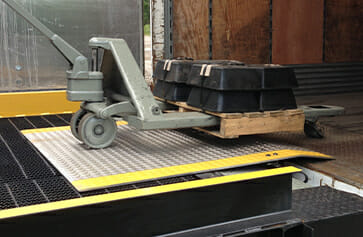 truck loading dock ramp design - truck to dock ramp
