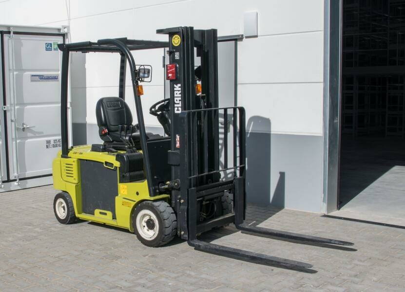 yellow forklift capable of using heavy duty truck ramp | Heavy duty truck ramps by Copperloy